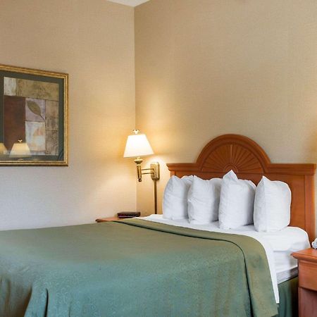 Quality Inn Brookings-University Экстерьер фото