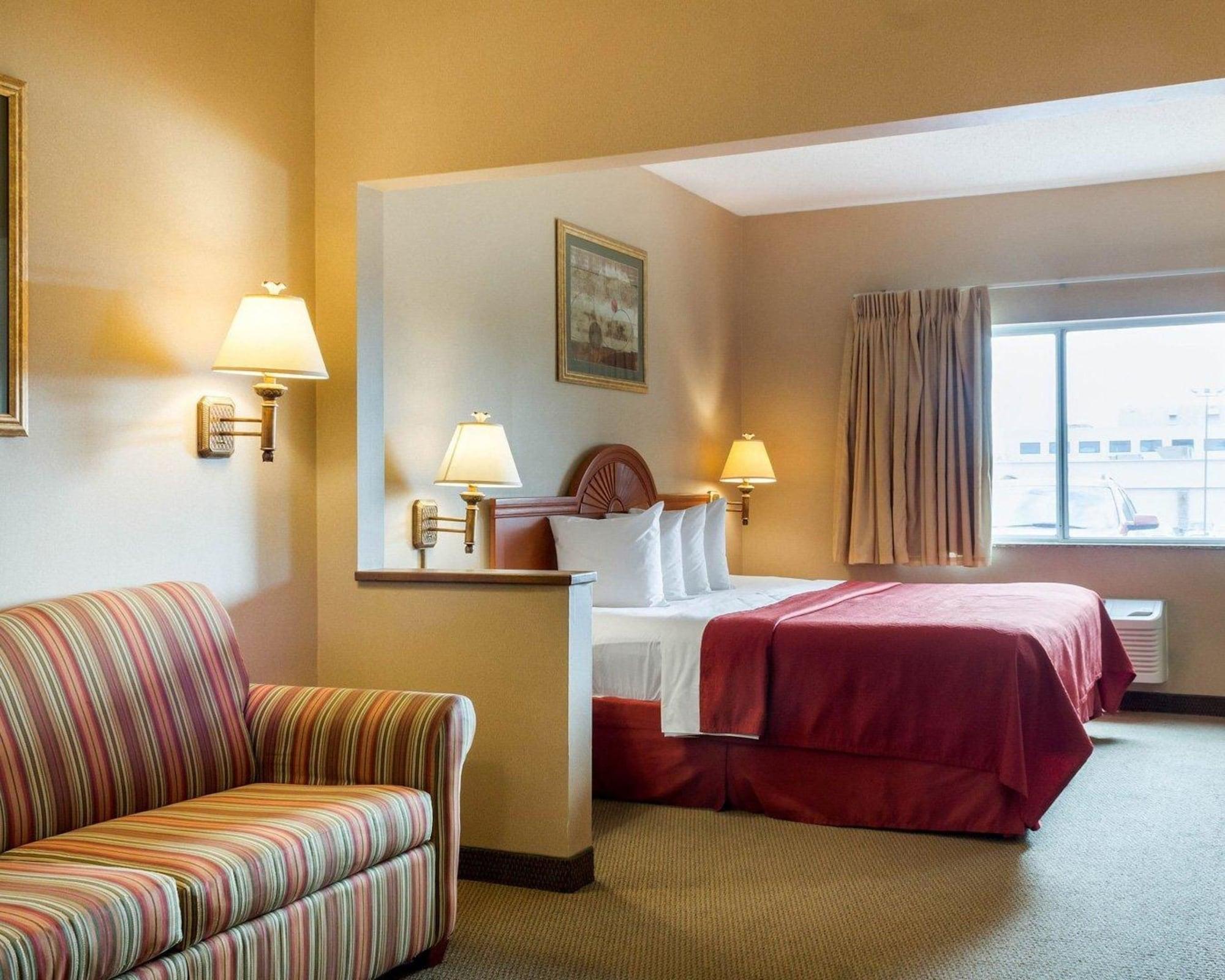 Quality Inn Brookings-University Экстерьер фото